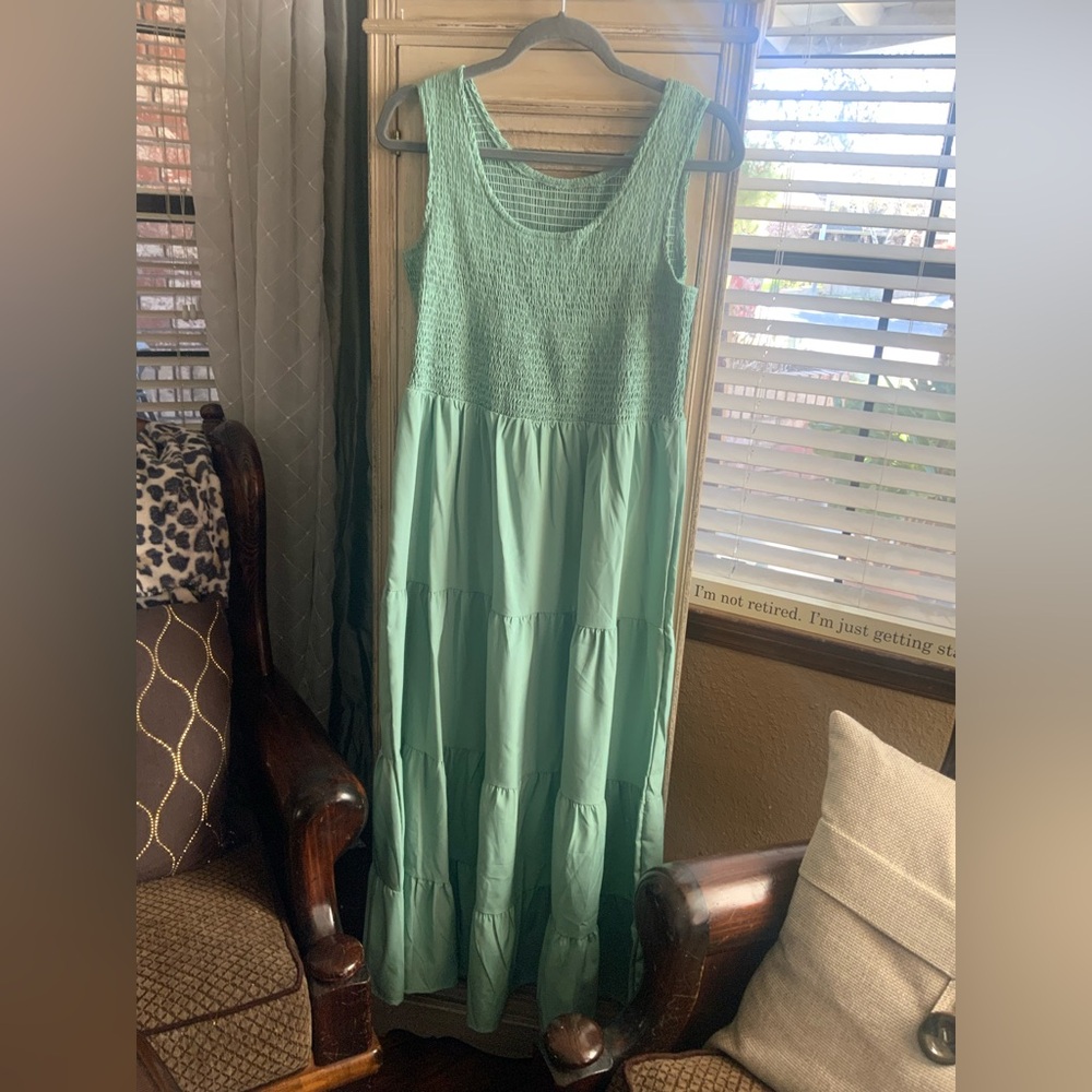 Green Scoop Neck Sleeveless Sundress